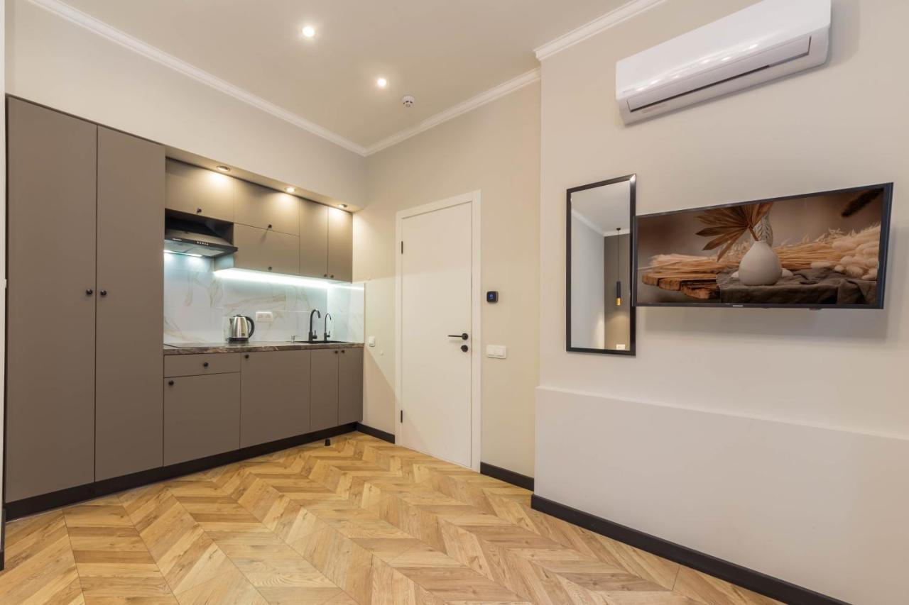 Design Apartment On Mykhailivskyi Ln. 4 Kiev Exteriör bild